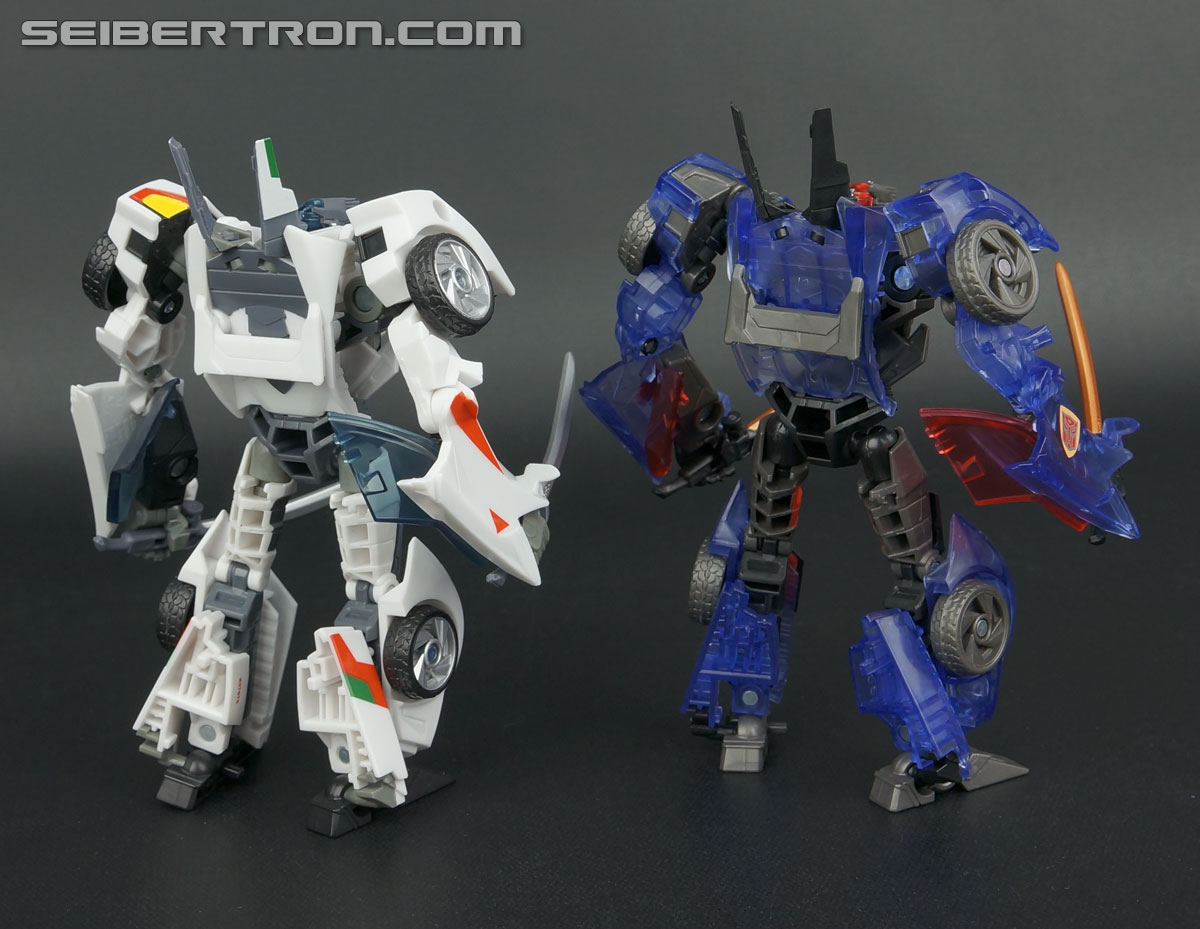 Transformers Prime: Robots In Disguise Dark Energon Wheeljack (Image #122 of 130)