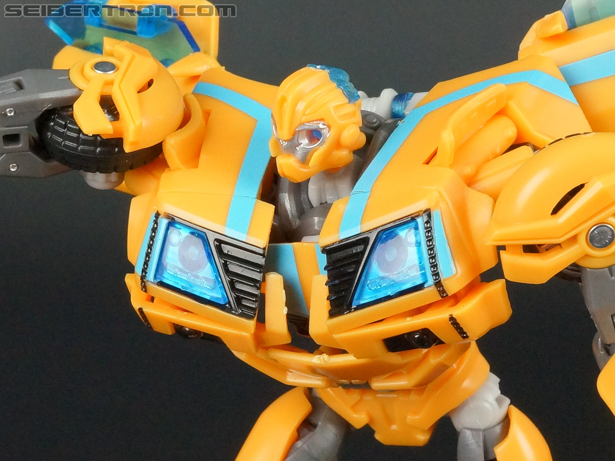 Transformers Prime: Robots In Disguise Bumblebee (Entertainment Pack) (Image #74 of 94)