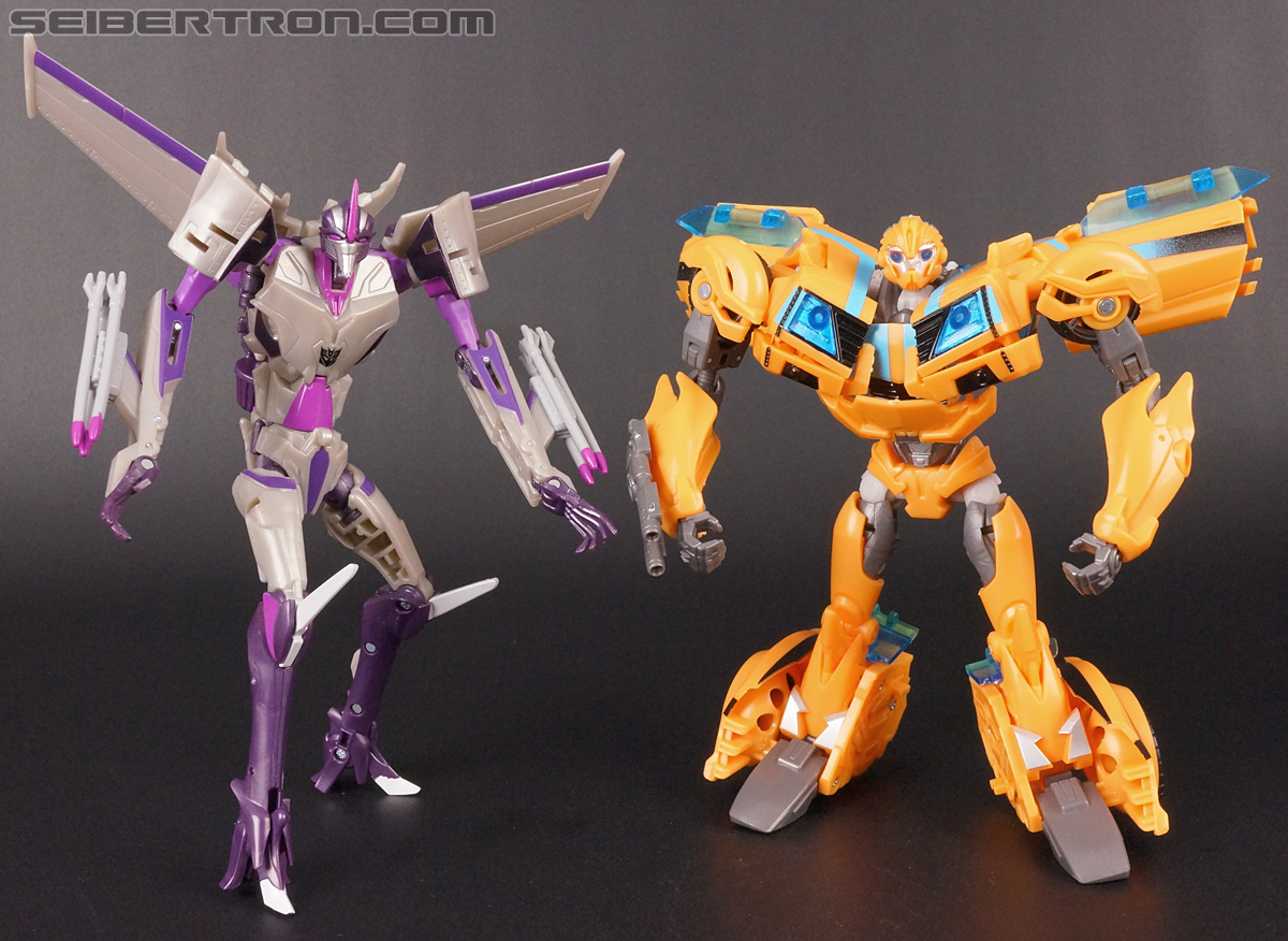 Transformers Prime: Robots In Disguise Bumblebee (Entertainment Pack) (Image #75 of 94)