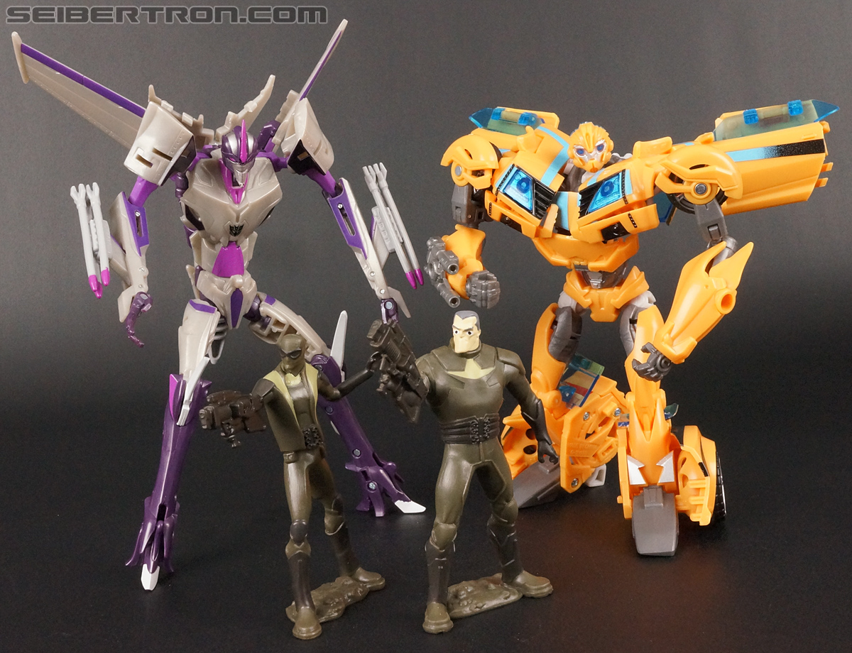 Transformers Prime: Robots In Disguise Bumblebee (Entertainment Pack) (Image #80 of 94)