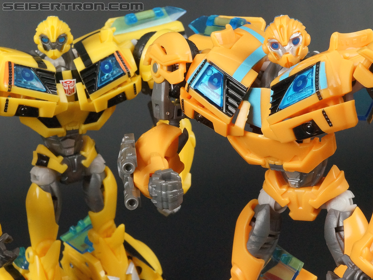 Transformers Prime: Robots In Disguise Bumblebee (Entertainment Pack) (Image #86 of 94)