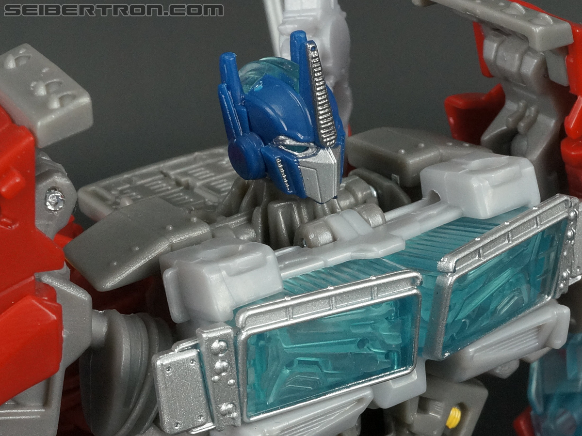 Transformers Prime: Robots In Disguise Optimus Prime (Image #83 of 176)