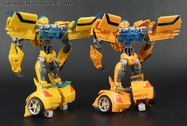 Transformers Prime: Robots In Disguise Bumblebee (Entertainment Pack) (Image #90 of 94)