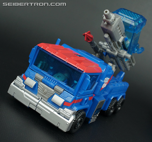 Transformers Prime: Robots In Disguise Ultra Magnus (Image #39 of 180)