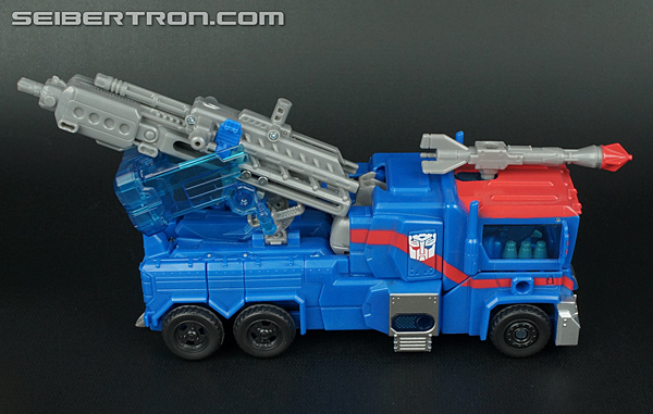 Transformers Prime: Robots In Disguise Ultra Magnus (Image #44 of 180)