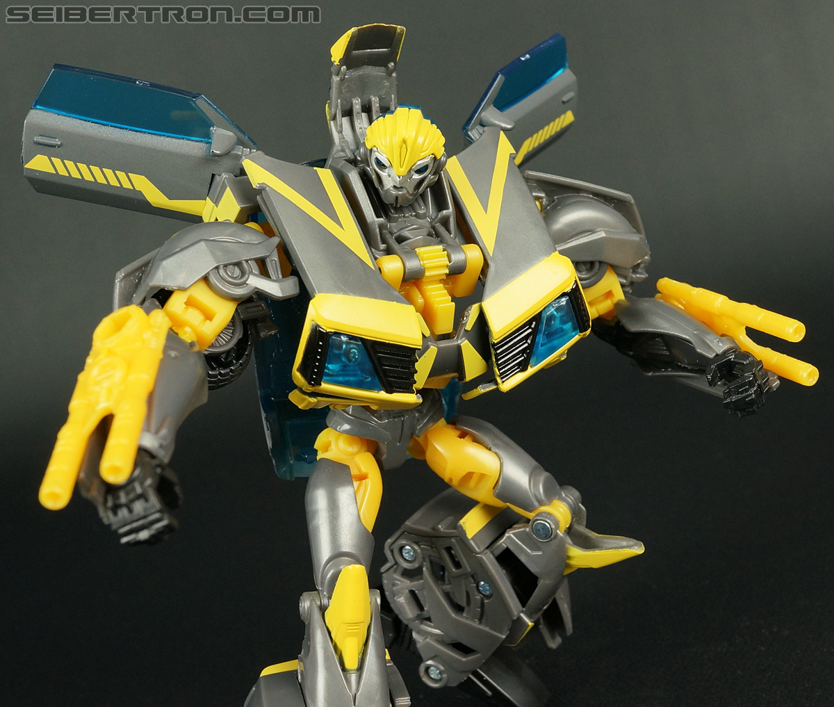 Transformers Prime: Robots In Disguise Shadow Strike Bumblebee (Image #91 of 128)