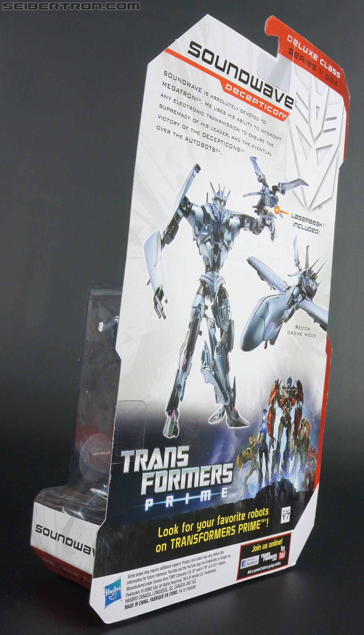 Hasbro Soundwave Deluxe Class: TRANSFORMERS PRIME ROBOTS IN DISGUISE