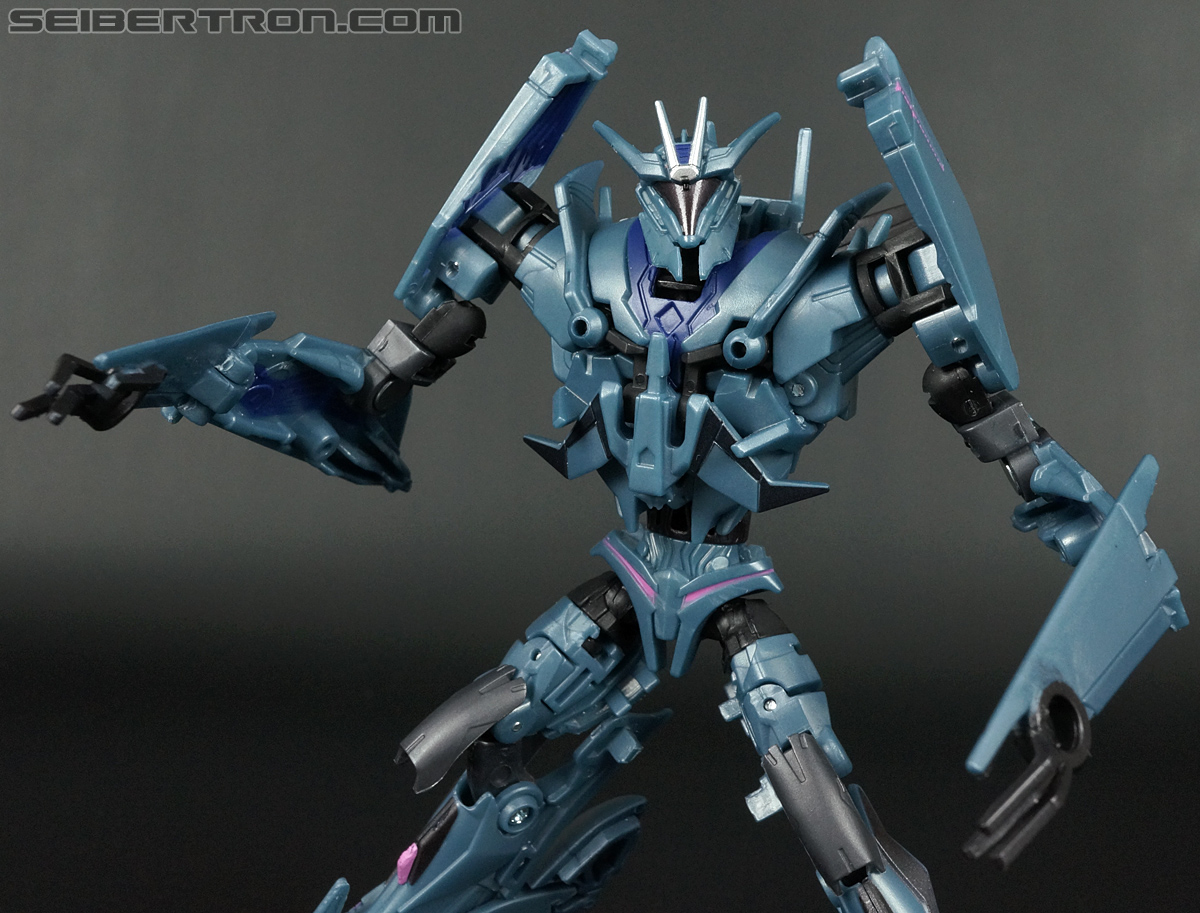 Soundwave Deluxe Class | Transformers Prime Robots in Disguise