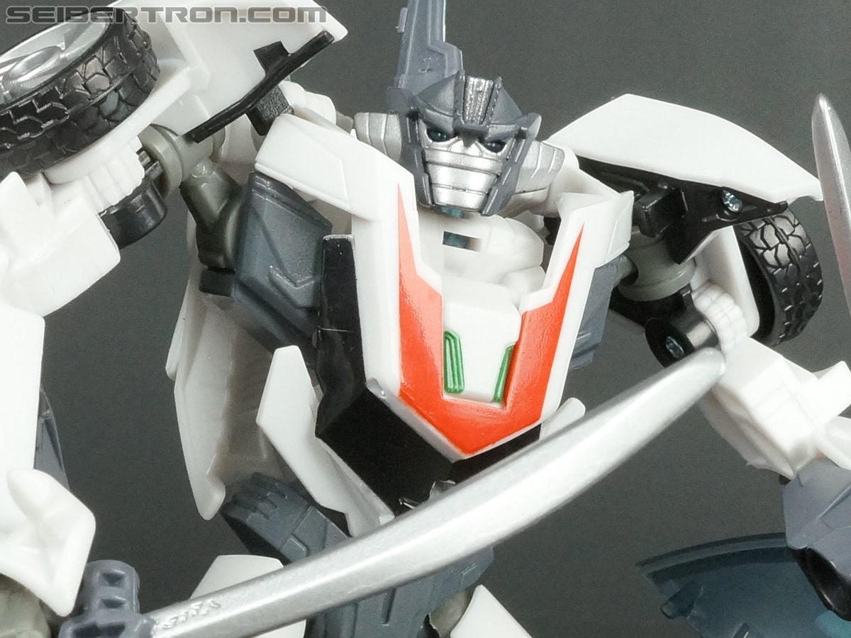 Transformers Prime: Robots In Disguise Wheeljack (Image #98 of 145)