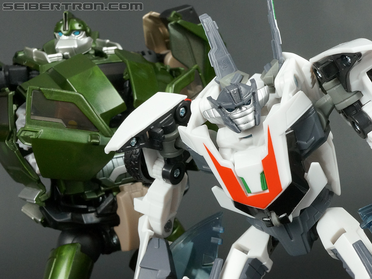 Transformers Prime: Robots In Disguise Wheeljack (Image #137 of 145)