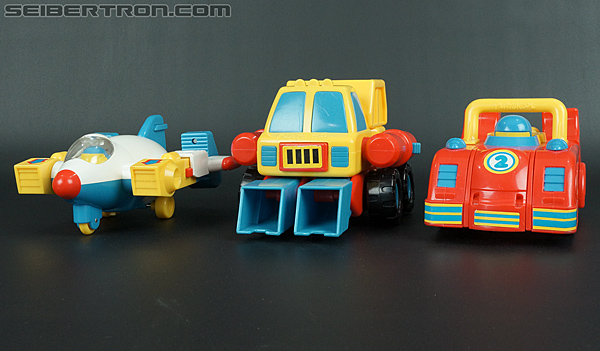 First Transformers Racer-Kun (Race Car) (Image #17 of 61)