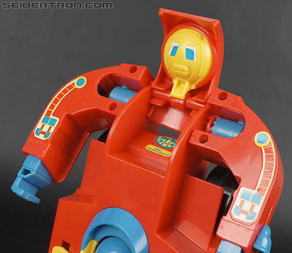 First Transformers Racer-Kun (Race Car) (Image #39 of 61)