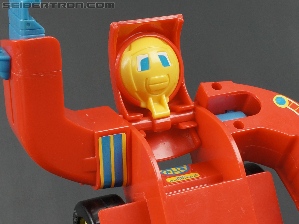First Transformers Racer-Kun (Race Car) (Image #50 of 61)