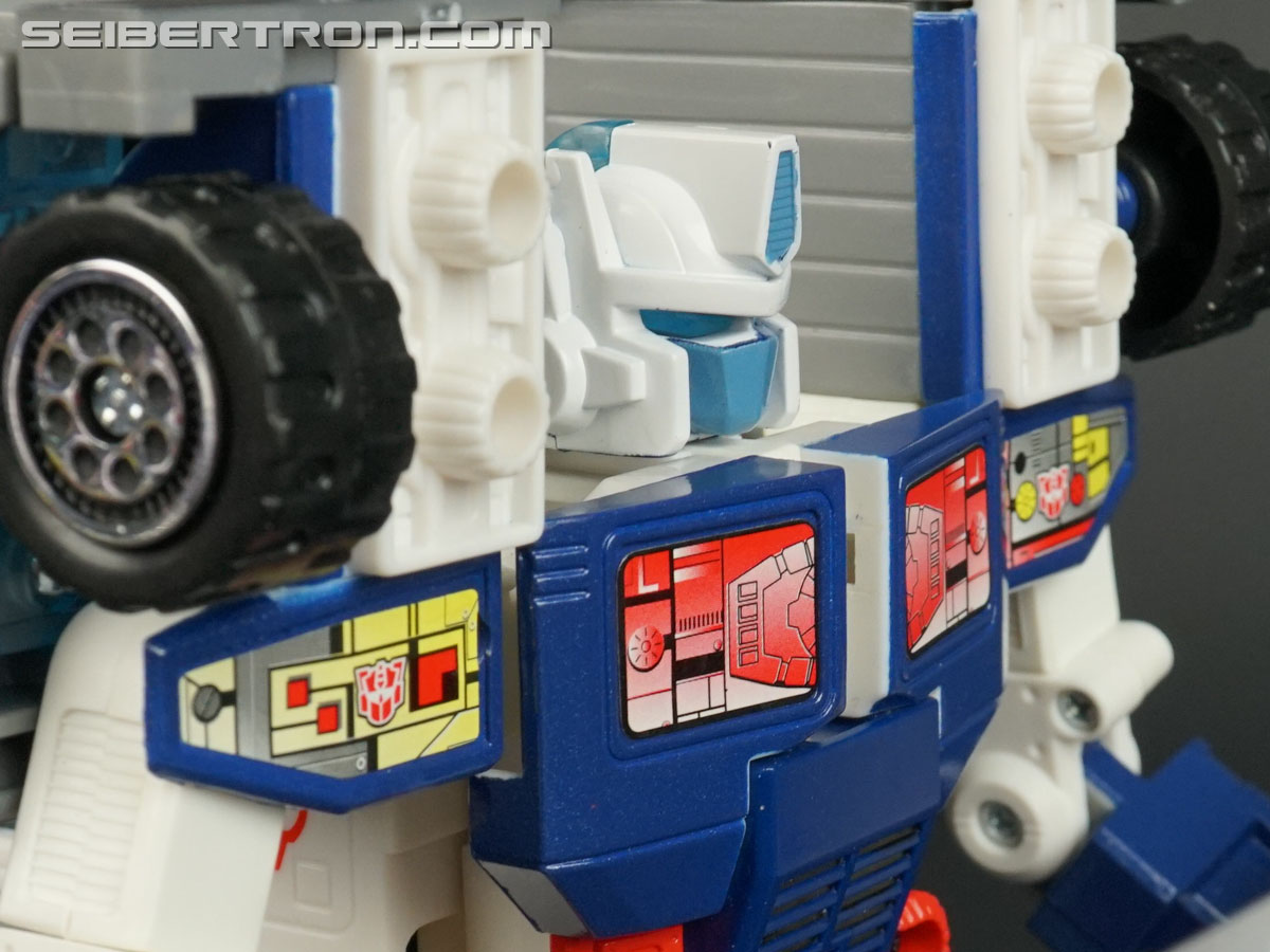 Transformers Generation 2 Laser Ultra Magnus (Image #49 of 90)