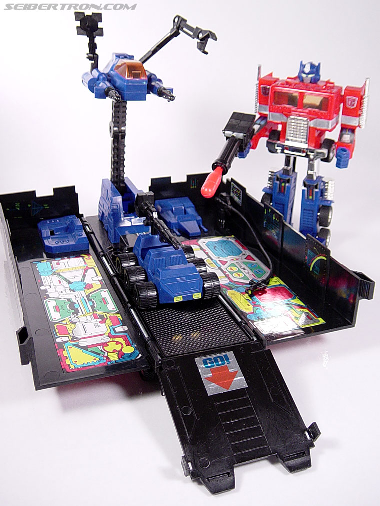 Transformers Generation 2 Optimus Prime (Convoy) (Image #53 of 72)