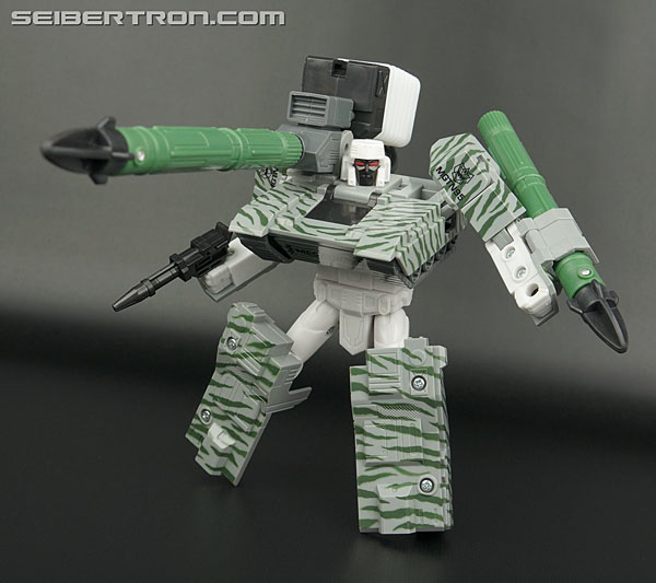 transformers generations selects voyager g2 combat megatron