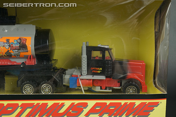 Transformers Generation 2 Laser Optimus Prime (Battle Convoy) (Image #5 of 123)