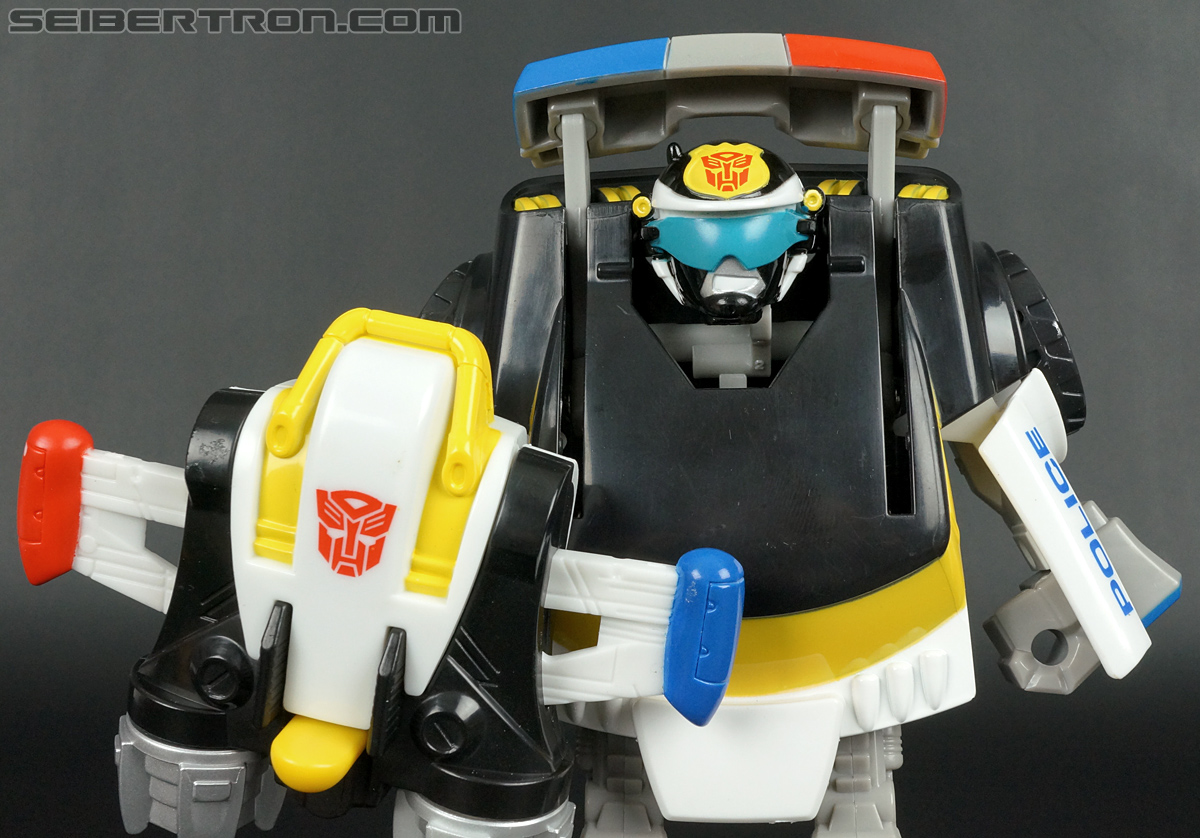 Transformers Rescue Bots Chase the Police-Bot (Image #67 of 97)