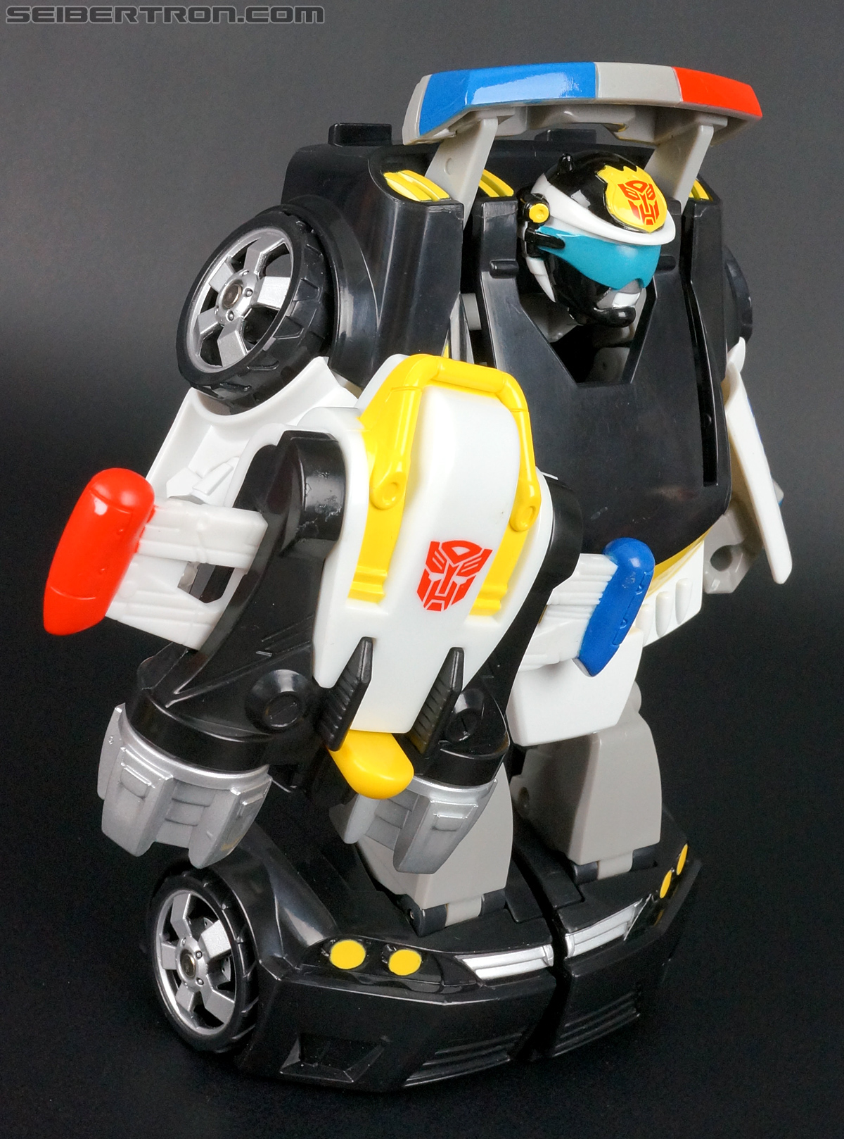 Transformers Rescue Bots Chase the Police-Bot (Image #68 of 97)