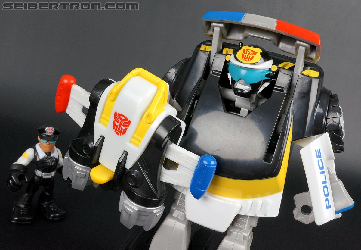 Transformers Rescue Bots Chase the Police-Bot (Image #78 of 97)