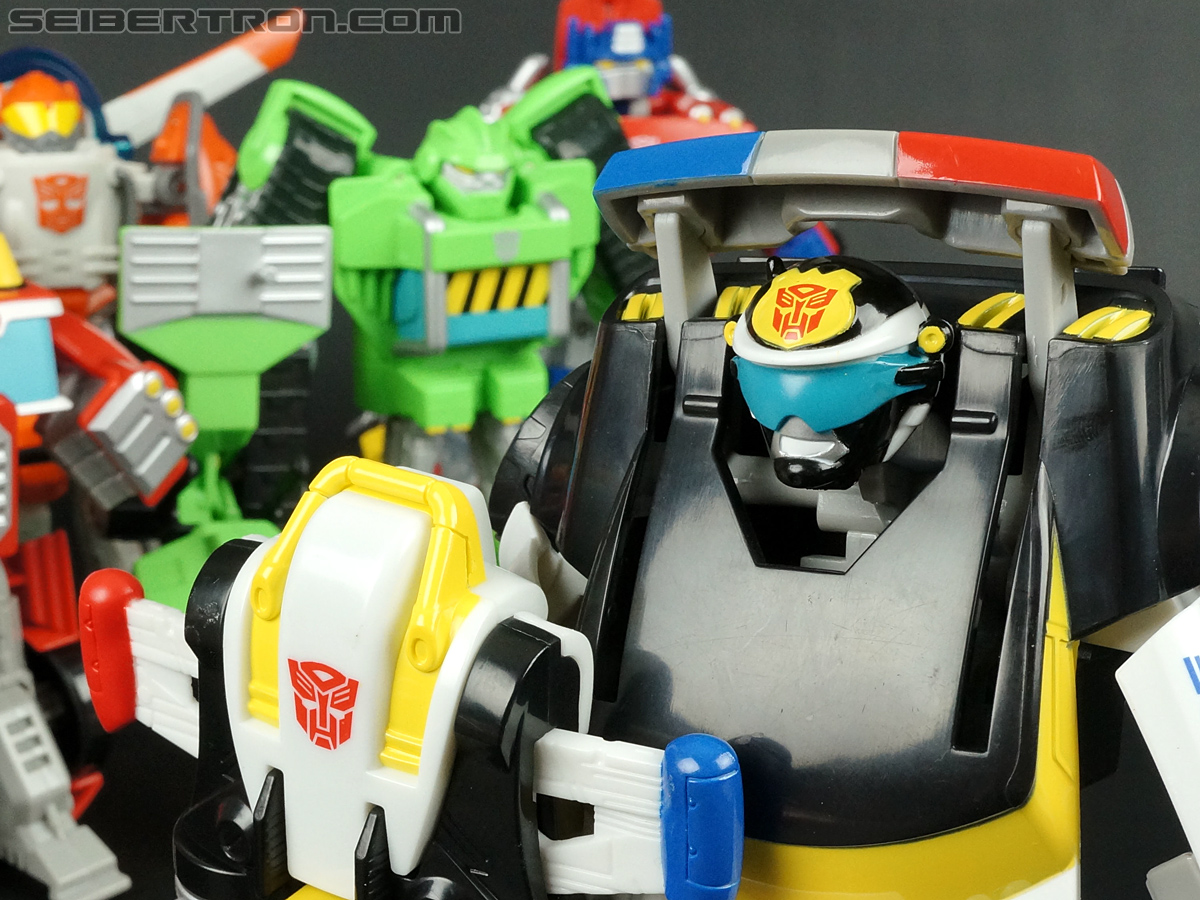 Transformers Rescue Bots Chase the Police-Bot (Image #87 of 97)