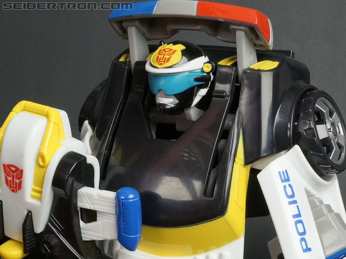 Transformers Rescue Bots Chase the Police-Bot (Image #94 of 97)