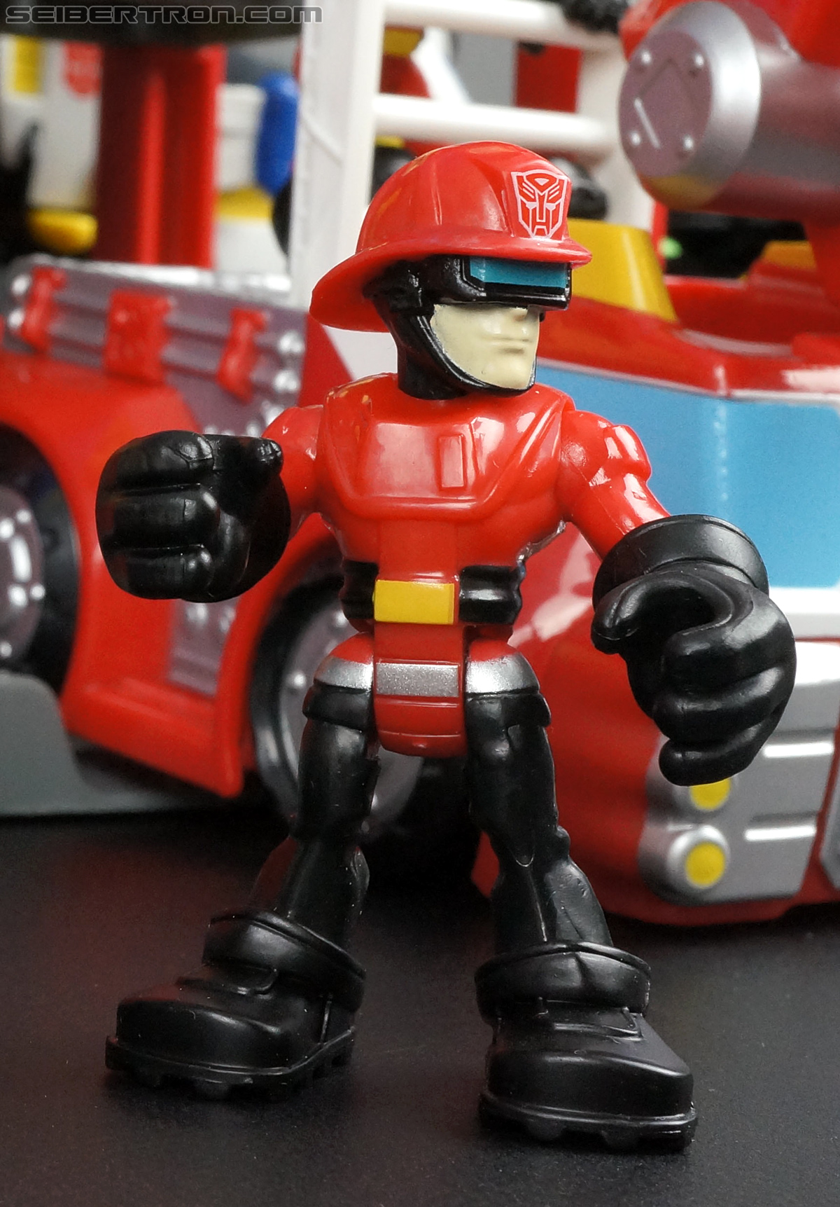 Transformers Rescue Bots Cody Burns &amp; Rescue Hose (Image #76 of 77)