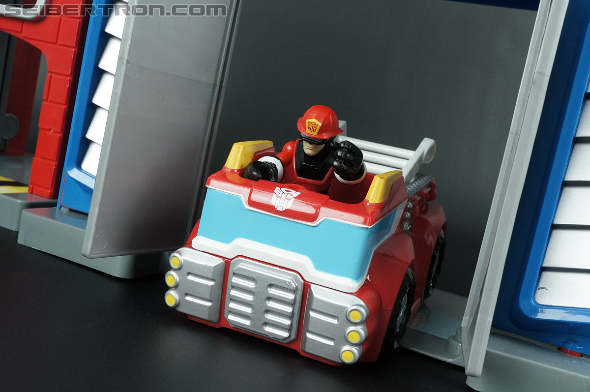 Transformers Rescue Bots Fire Station Prime (Image #70 of 136)
