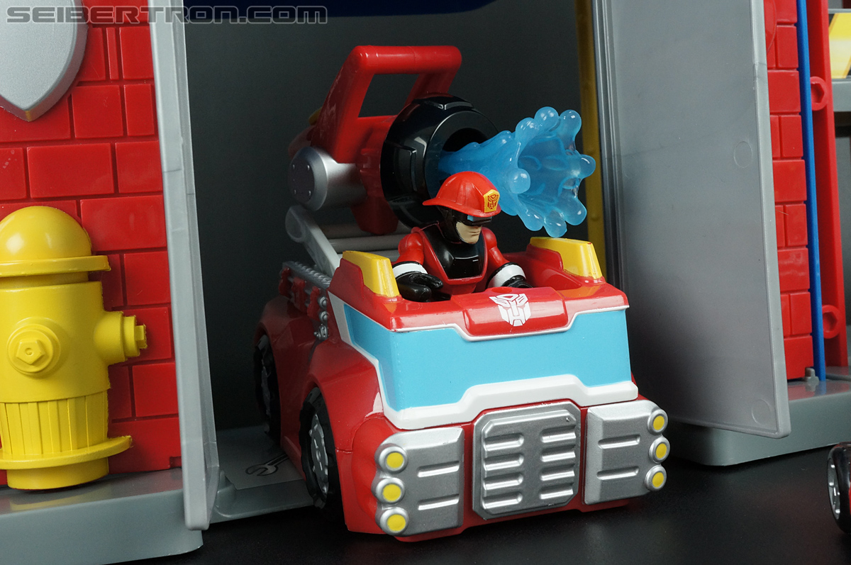 Transformers Rescue Bots Fire Station Prime (Image #92 of 136)