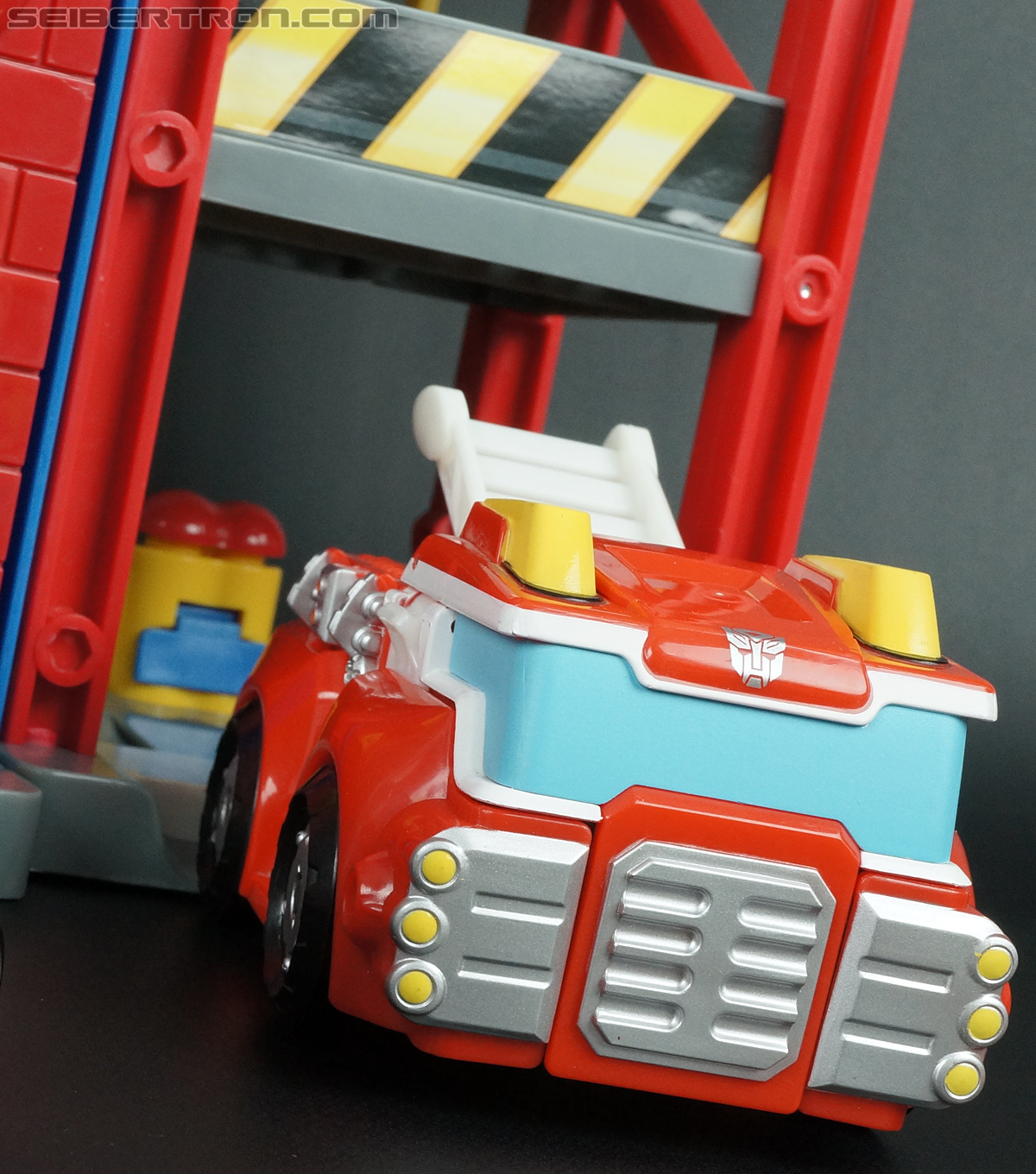 Transformers Rescue Bots Fire Station Prime (Image #95 of 136)