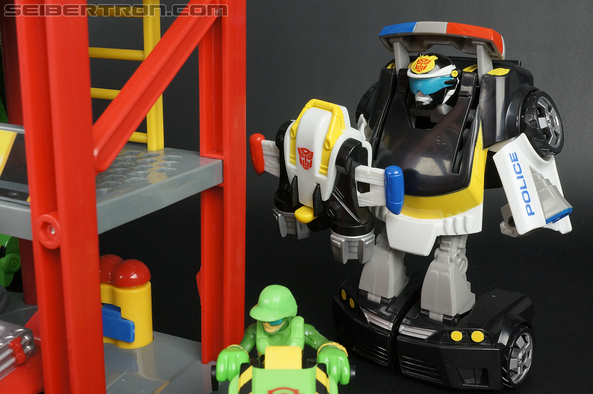 Transformers Rescue Bots Fire Station Prime (Image #107 of 136)
