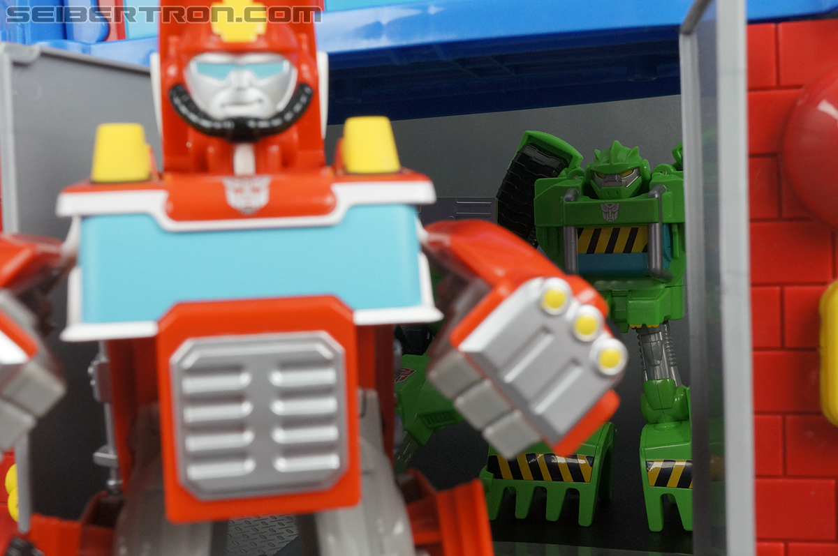 Transformers Rescue Bots Fire Station Prime (Image #115 of 136)