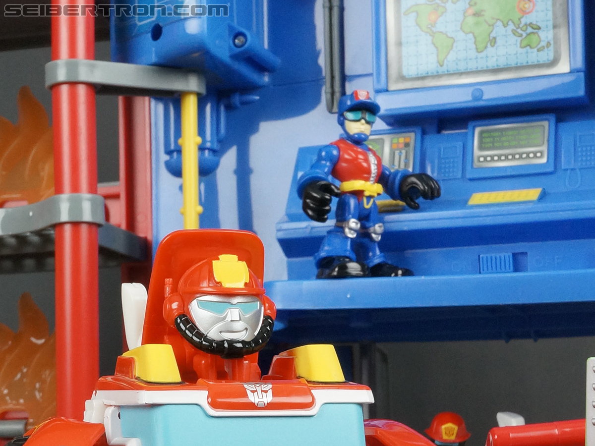 Transformers Rescue Bots Fire Station Prime (Image #127 of 136)