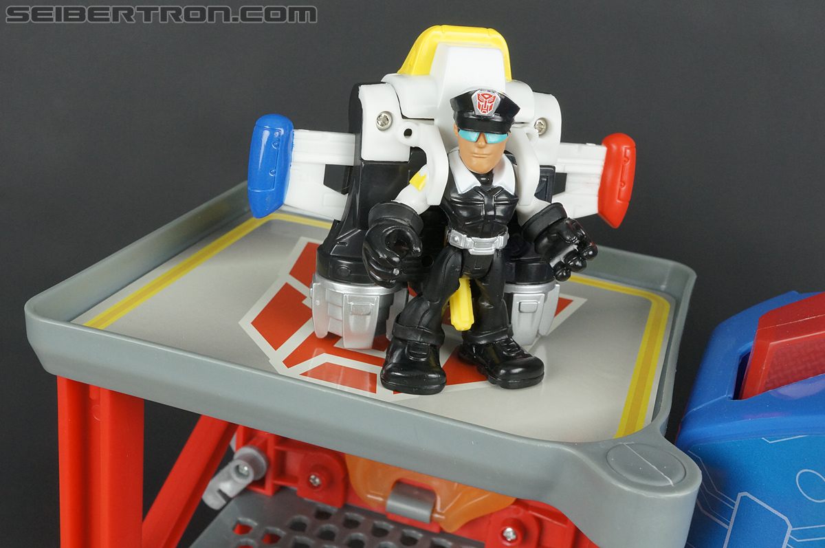 Transformers Rescue Bots Fire Station Prime (Image #134 of 136)