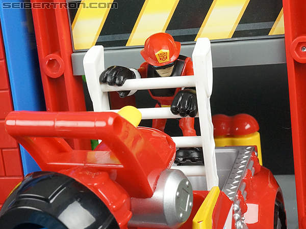 Transformers Rescue Bots Cody Burns (Fire Station Prime) (Image #66 of 66)