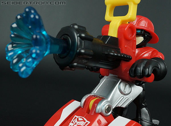 Transformers Rescue Bots Cody Burns &amp; Rescue Hose (Image #30 of 77)