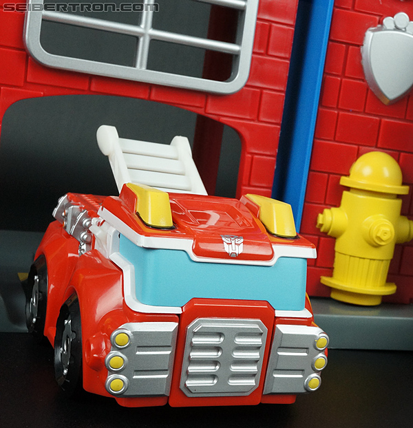 Transformers Rescue Bots Fire Station Prime (Image #99 of 136)