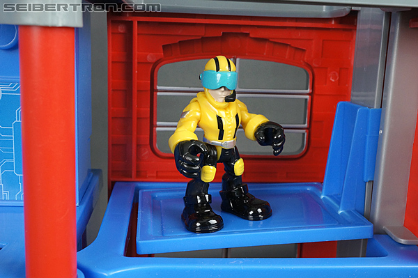 Transformers Rescue Bots Fire Station Prime (Image #120 of 136)