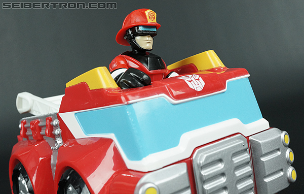 Transformers Rescue Bots Heatwave the Fire-Bot (Fire Station Prime) (Image #16 of 64)