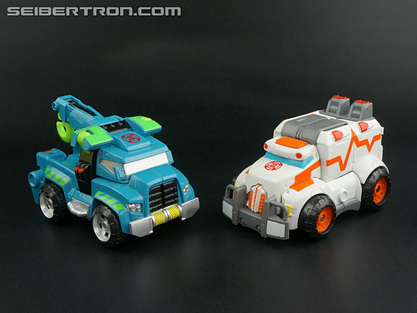 Transformers Rescue Bots Hoist The Tow Bot (Image #24 of 54)