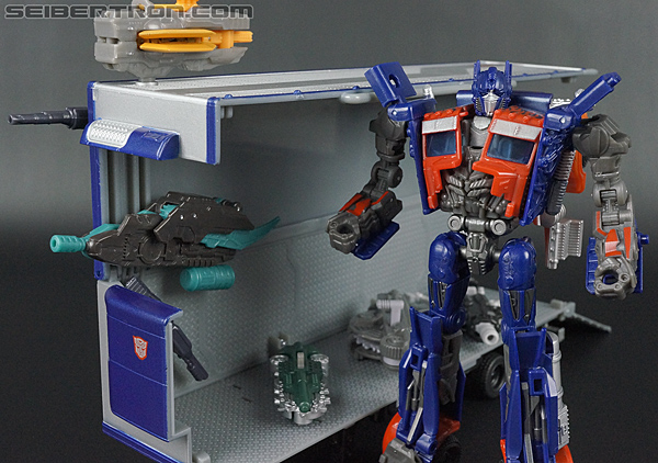Transformers Movie Trilogy Series Optimus Prime with Trailer (Image #153 of 201)
