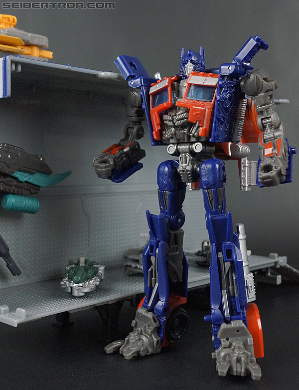 Transformers Movie Trilogy Series Optimus Prime with Trailer (Image #154 of 201)