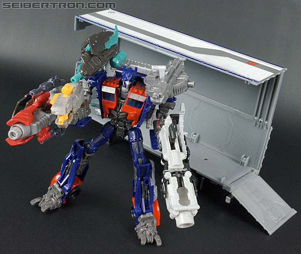 Transformers Movie Trilogy Series Optimus Prime with Trailer (Image #184 of 201)