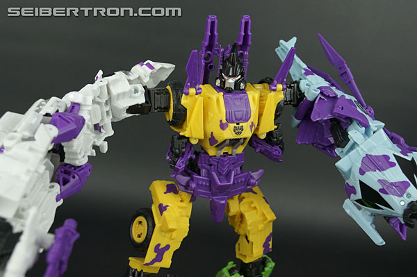 Transformers Fall of Cybertron Bruticus (G2) (Image #78 of 95)
