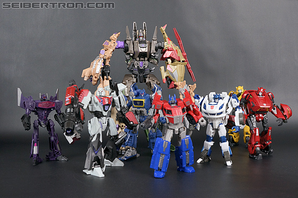 transformers fall of cybertron figures