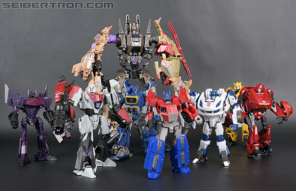 transformers fall of cybertron toys