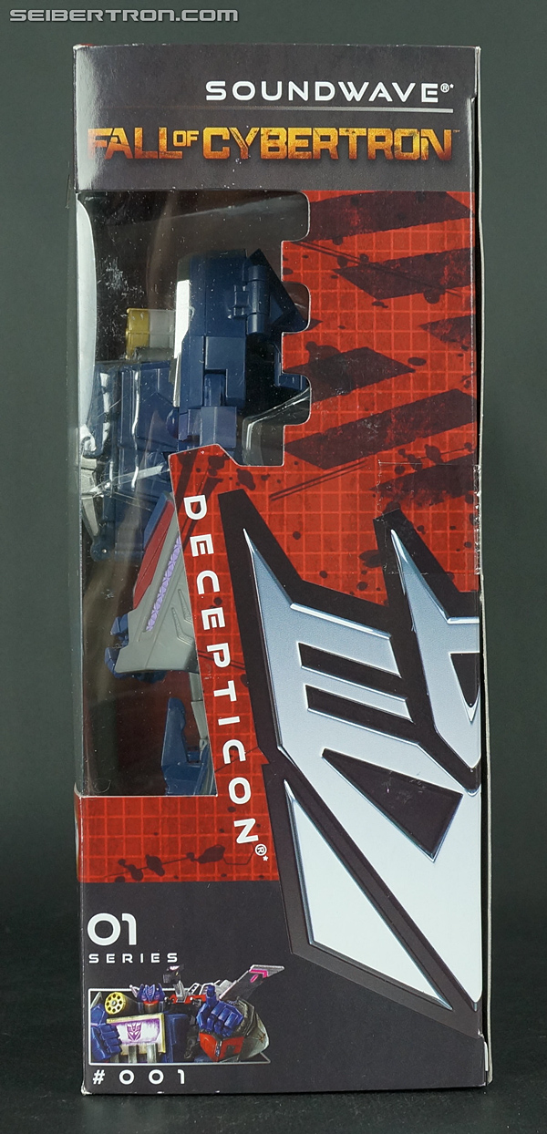 fall of cybertron soundwave toy