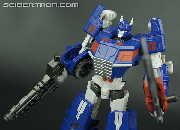 Transformers Fall of Cybertron Ultra Magnus Toy Gallery (Image #77 of 161)