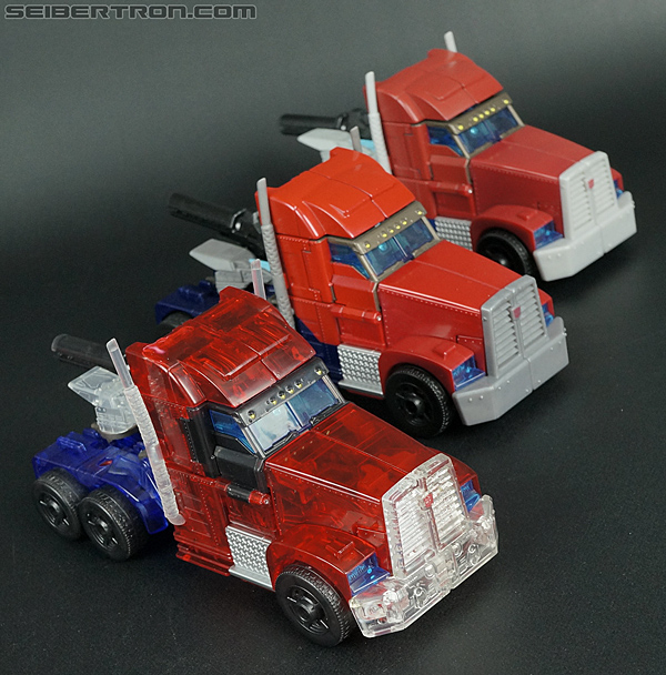 Transformers First Edition Optimus Prime (Clear) (Image #39 of 125)