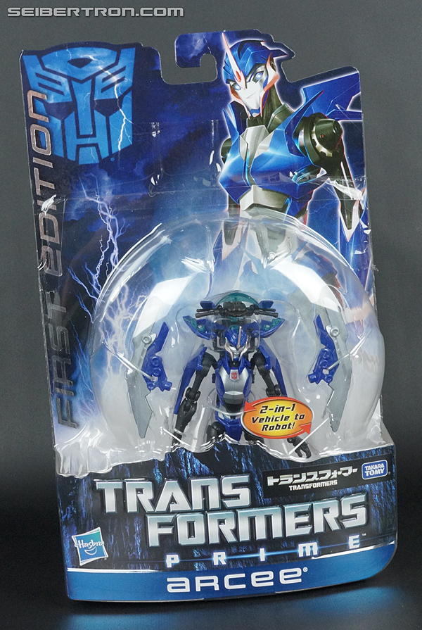 Transformers First Edition Arcee (Image #1 of 123)